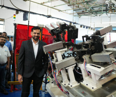 Ajinkya Firodia inaugurating Kinetic Engineering’s fully automated Robotic Chassis Line for DX and ZX electric scooters at Ahilya Nagar, Maharashtra.