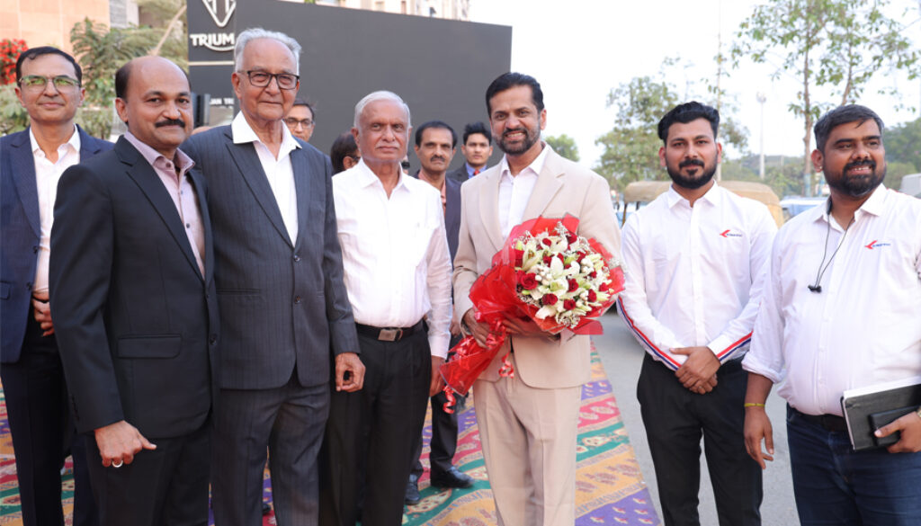 Kinetic EV Surat showroom launch in Gujarat