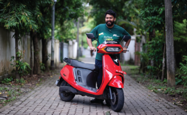 Kinetic EV Media Ride in Kochi featuring journalists experiencing electric scooter performance, smart technology, and sustainable mobility.