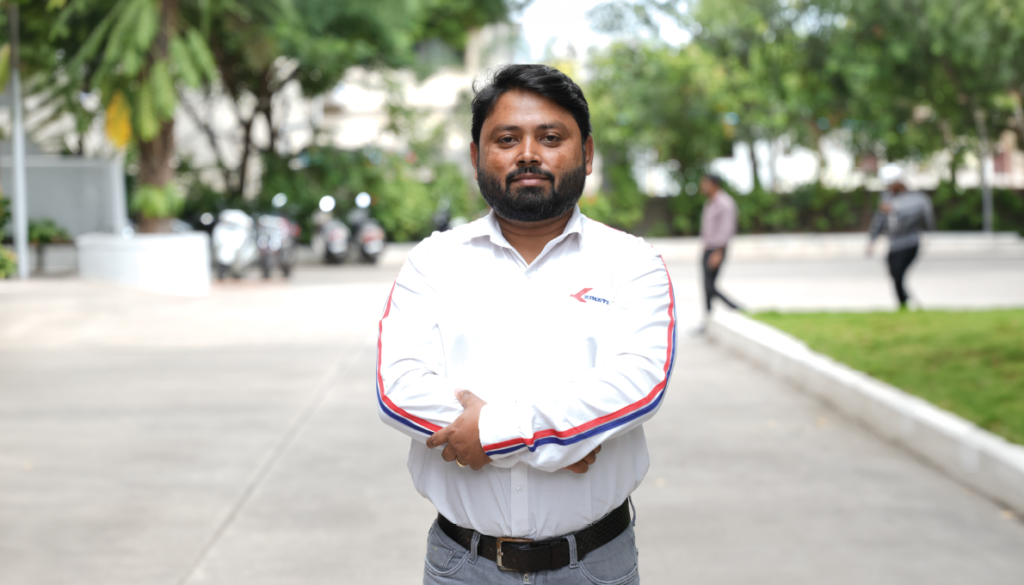 Surojit Bagh of Kinetic EV recognized for operational excellence, leading technical support, warranty operations, dealer training, and customer service.